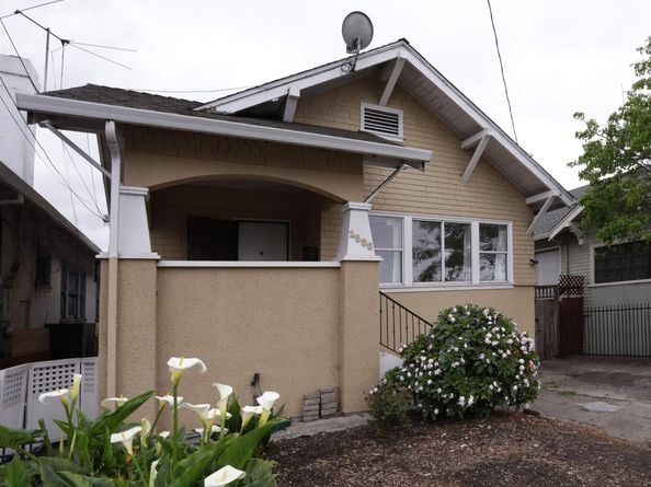 1538 Ashby, Berkeley CA 94703