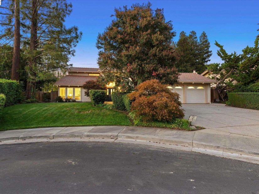230 Heather Pl, Danville CA 94526
