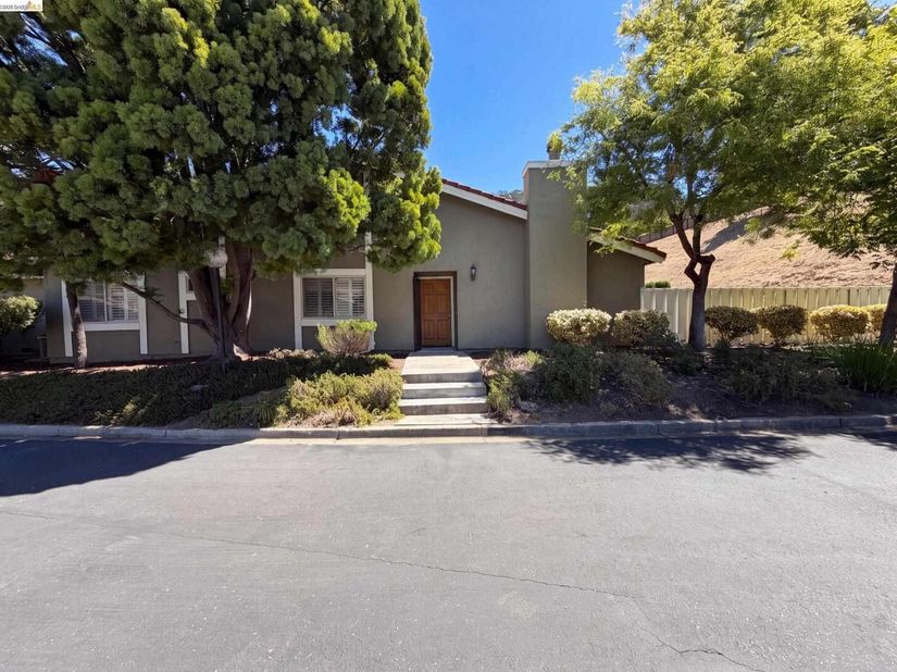 123 Ironwood, Oakland CA 94605