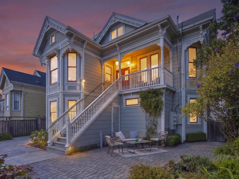1629 Harmon Street, Berkeley CA 94703