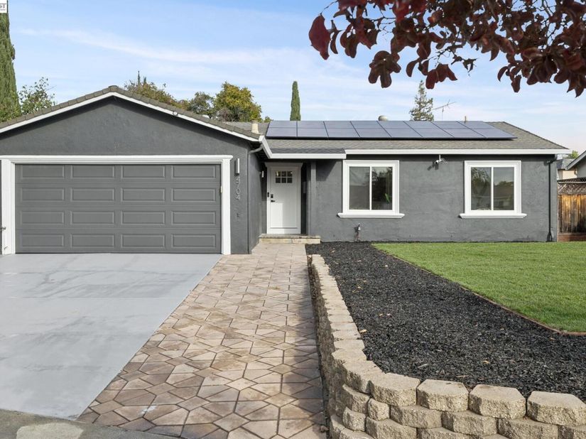 4704 Oyster Bay Dr, San Jose CA 95136