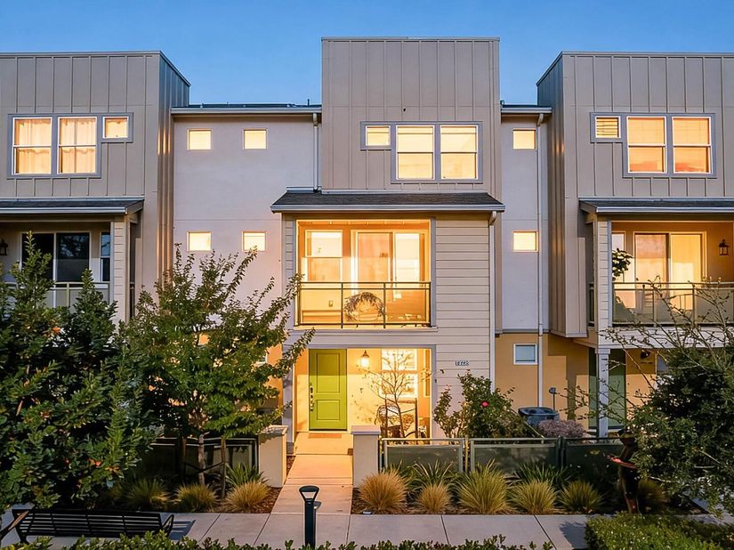 26631 Greta Ln, Hayward CA 94544