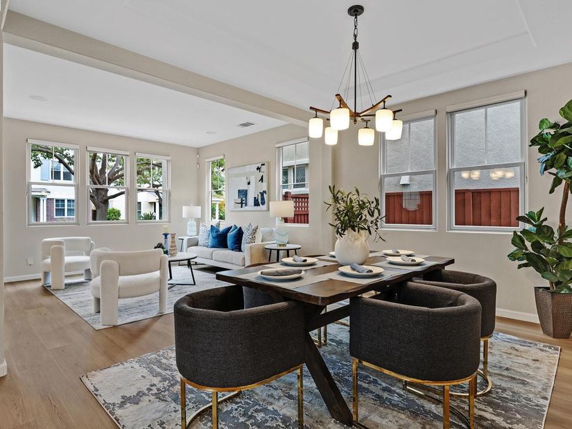 380 Tucker Ave, Alameda CA 94501