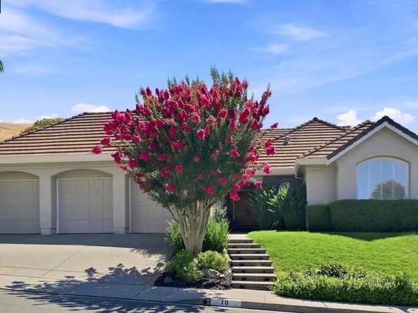10 Edinburgh Pl, Danville CA 94526