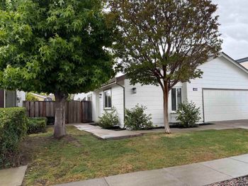 4162 Polonius Cir