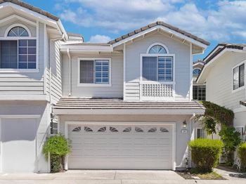 24 Copperfield Ln