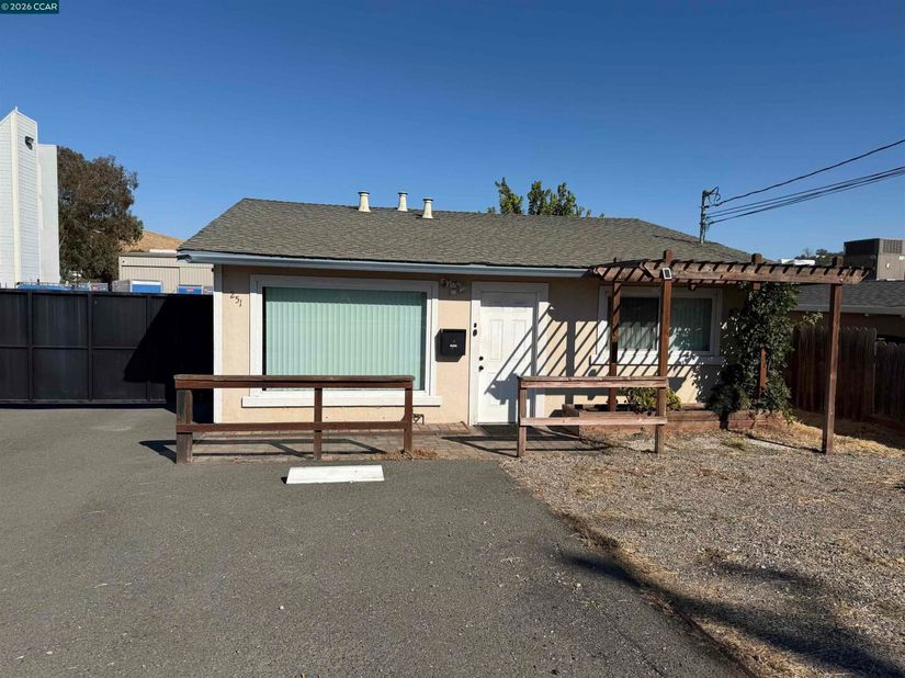251 Arthur Rd, Martinez CA 94553