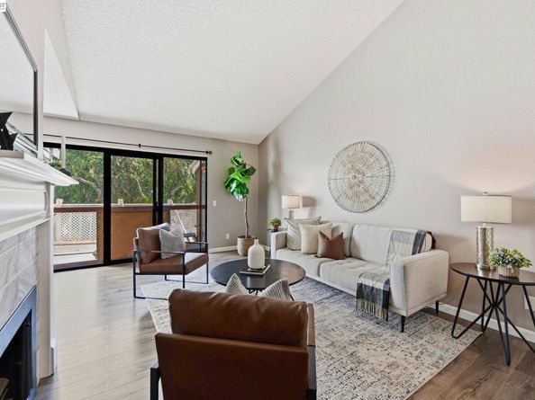 37200 Meadowbrook Cmn 203, Fremont CA 94536