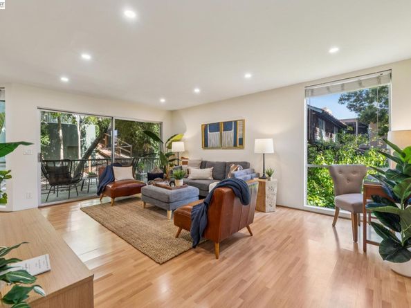 2700 Le Conte Ave 406, Berkeley CA 94709