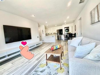 277 Hackamore Cmn