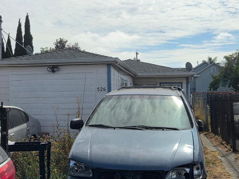 526 Douglas Ave, Oakland CA 94603