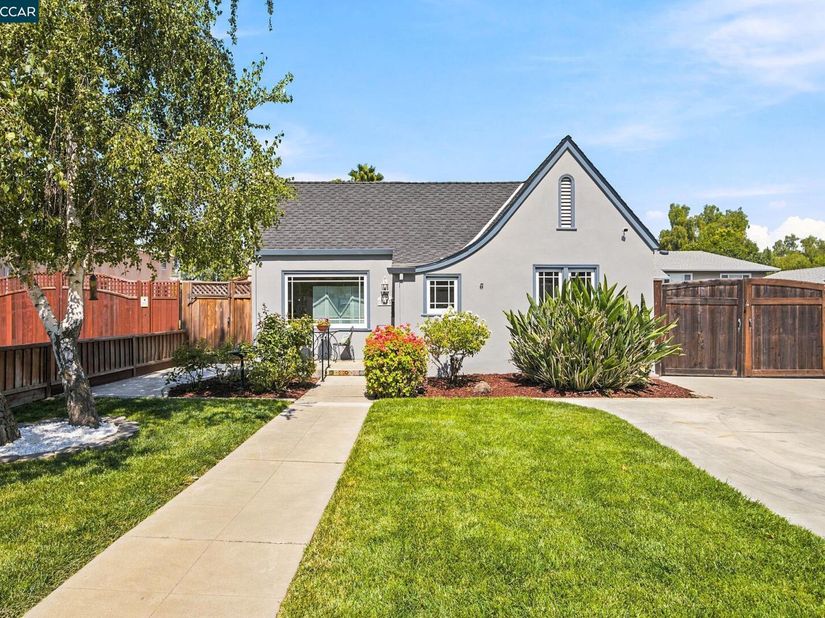 1455 Mckendrie St, San Jose CA 95126