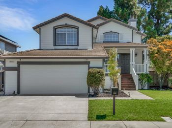 5521 Crimson Cir