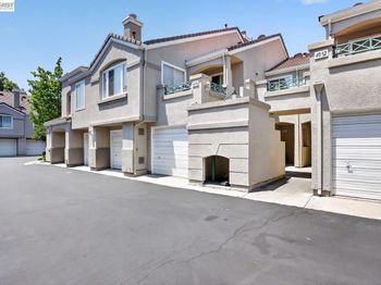 4042 Rio Ct