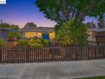 1109 Lynhurst Way