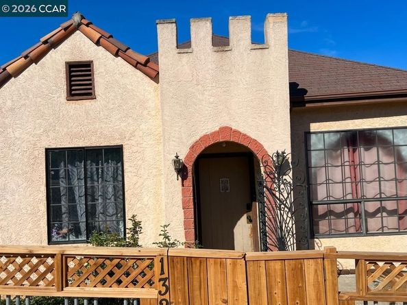 1324 Francis st, Crockett CA 94525