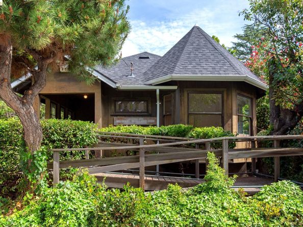 42 Linda Ave, Oakland CA 94611