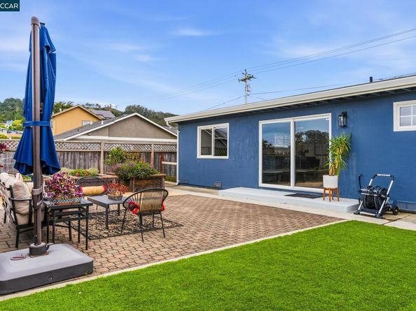 1172 Peralta Rd, Pacifica CA 94044