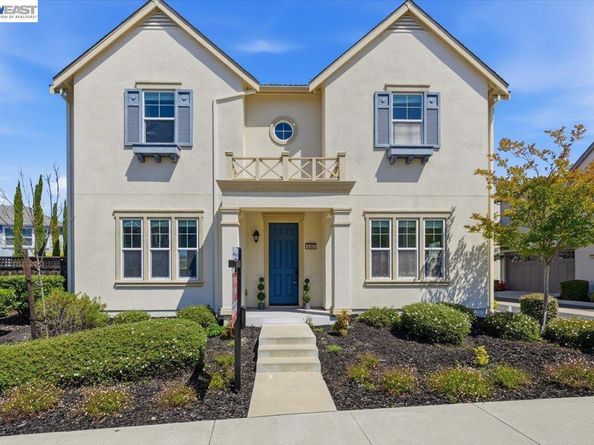4360 Panorama Dr, Dublin CA 94568