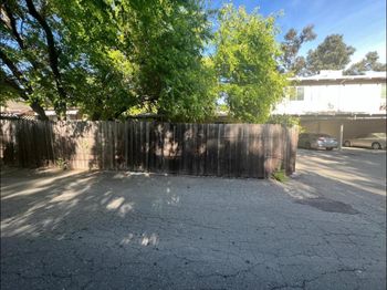 1594 Morgan Ln.