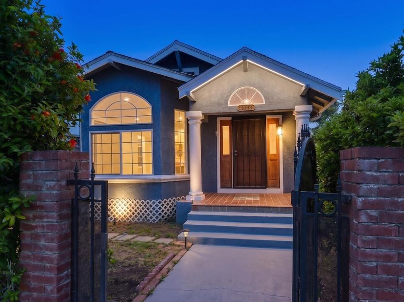 5081 Congress Ave, Oakland CA 94601