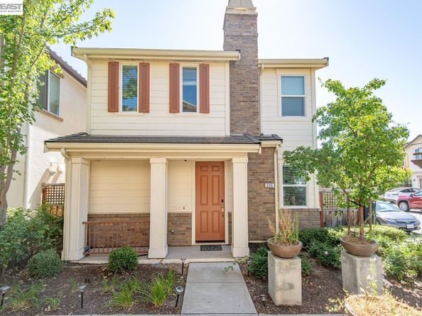 205 Stratus Cmn, Livermore CA 94550
