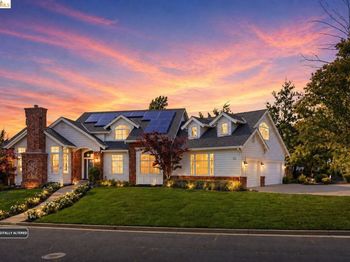 471 Silver Hollow Dr