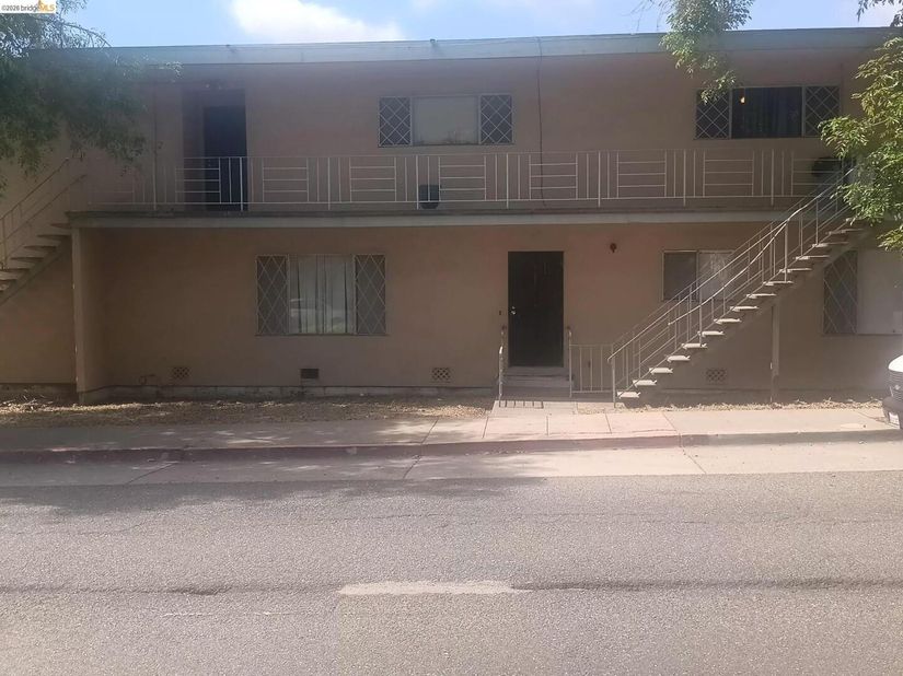 3434 California St, Oakland CA 94602