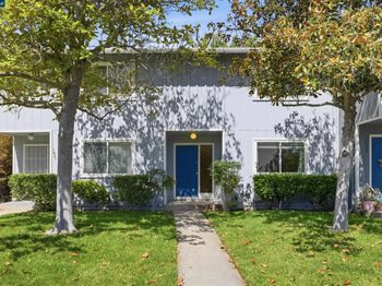 1423 Saint James Pkwy