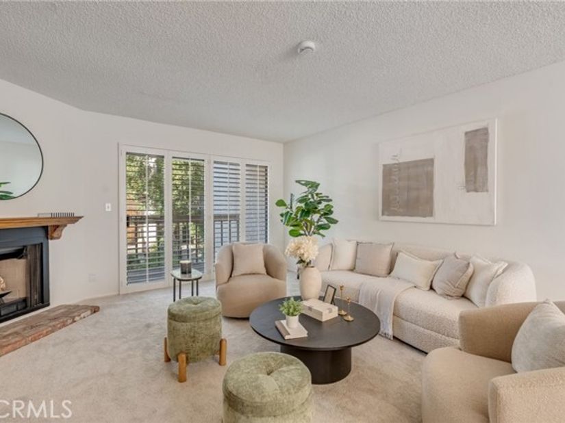 26015 Alizia Canyon B, Calabasas CA 91302