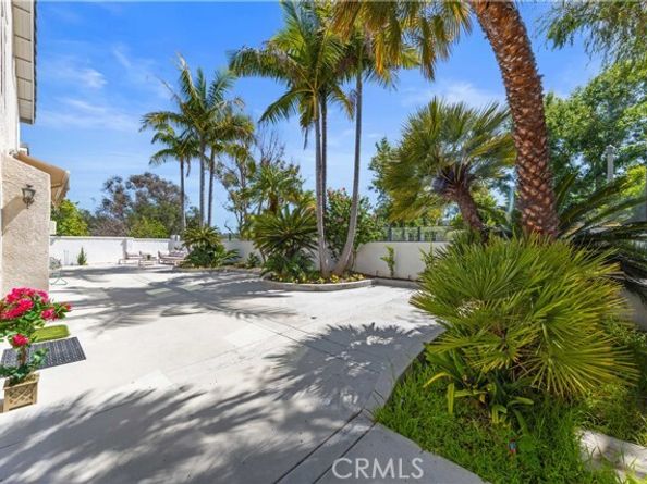 26822 Sommerset, Lake Forest (el Toro) CA 92630