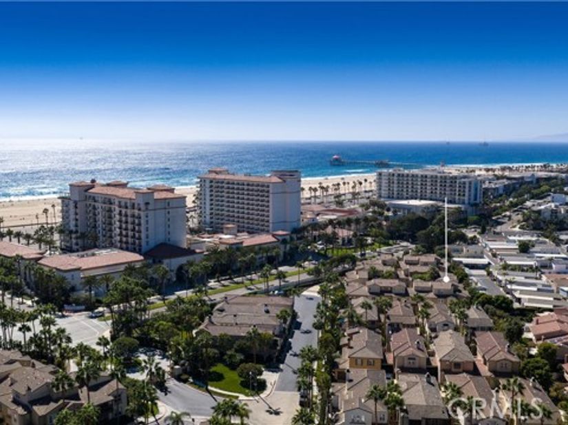 21245 Baeza, Huntington Beach CA 92648