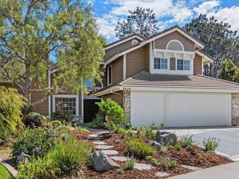3674 Newcrest Pt
