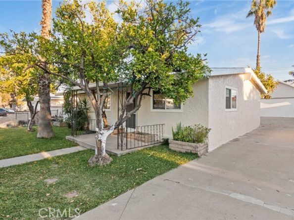 12918 Pinney, Pacoima (los Angeles) CA 91331