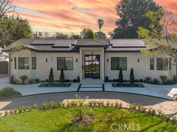 7714 Lasaine Avenue, Northridge (los Angeles) CA 91325