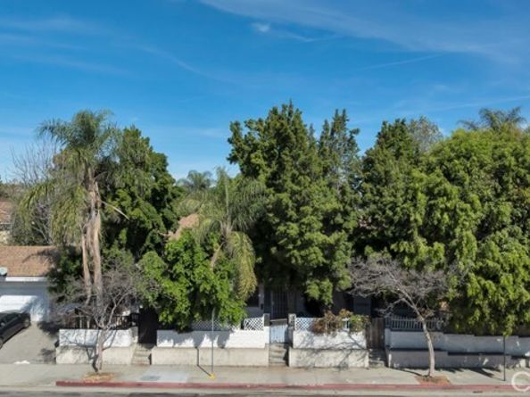 11667 Burbank, North Hollywood (los Angeles) CA 91601