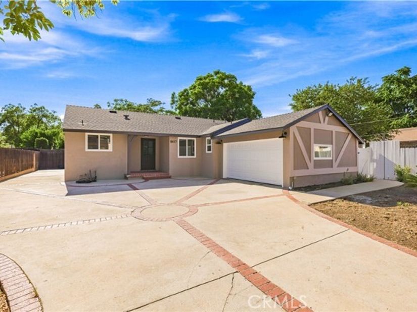 8417 Columbus, North Hills (los Angeles) CA 91343