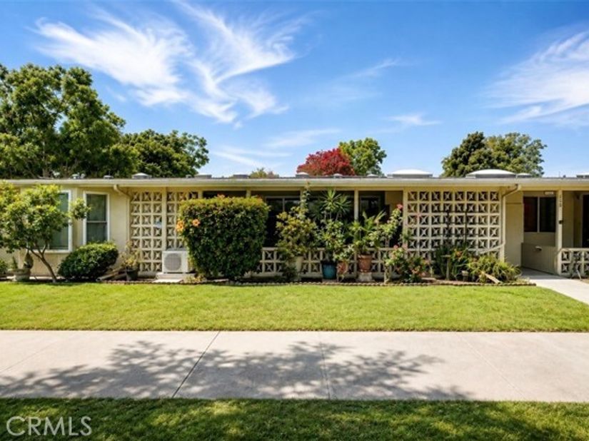 13311 Twin Hills Dr., M12-55E, Seal Beach CA 90740