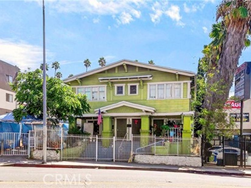 972 S Hoover, Los Angeles CA 90006