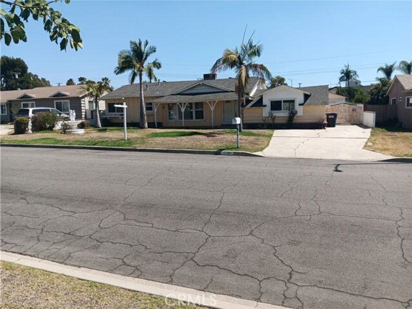 16240 Klamath, La Puente CA 91744
