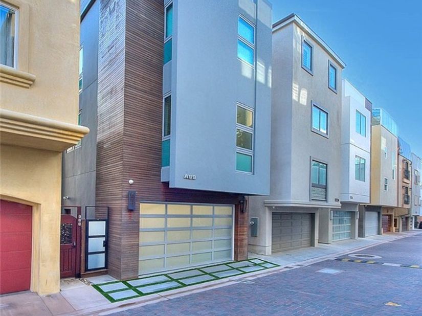 99 Surfside, Surfside (seal Beach) CA 90743