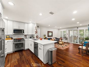 3860 Amberly Dr