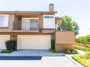 8123 E Oak Ridge Cir