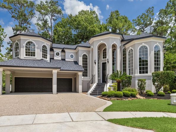 11 Twin Greens Court, Houston TX 77339