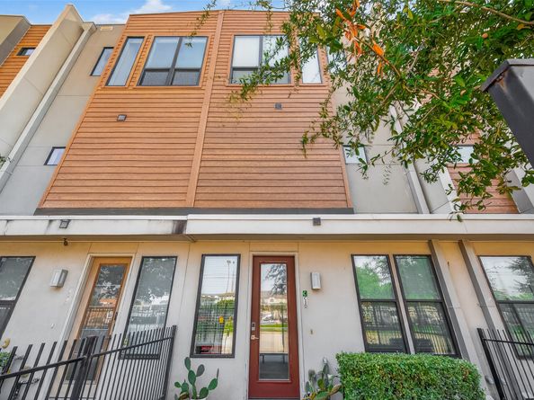 2401 Crawford Street C3D, Houston TX 77004