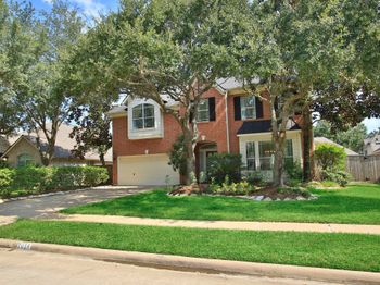 1018 Bringewood Chase Drive