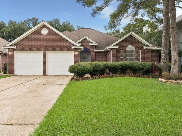 15110 Red Cedar Cove Lane, Cypress TX 77433