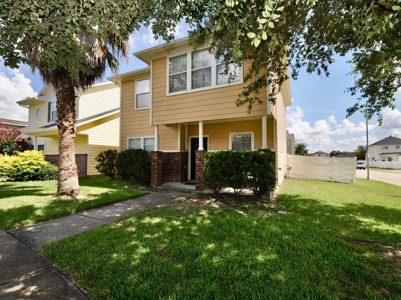 11750 Jelicoe Drive, Houston TX 77047