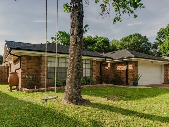 719 Ironwood Drive, Richmond TX 77406