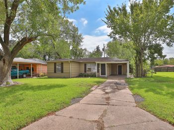5418 Myrtlewood Street